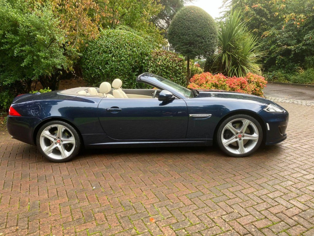 View JAGUAR XK 5.0 V8 Portfolio