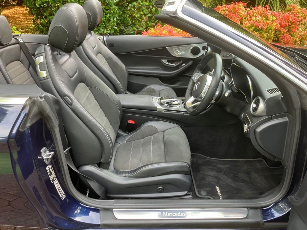 View MERCEDES-BENZ C CLASS 2.0 C300d AMG Line