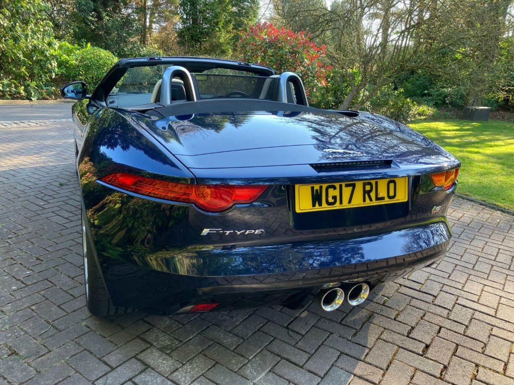 JAGUAR F-TYPE