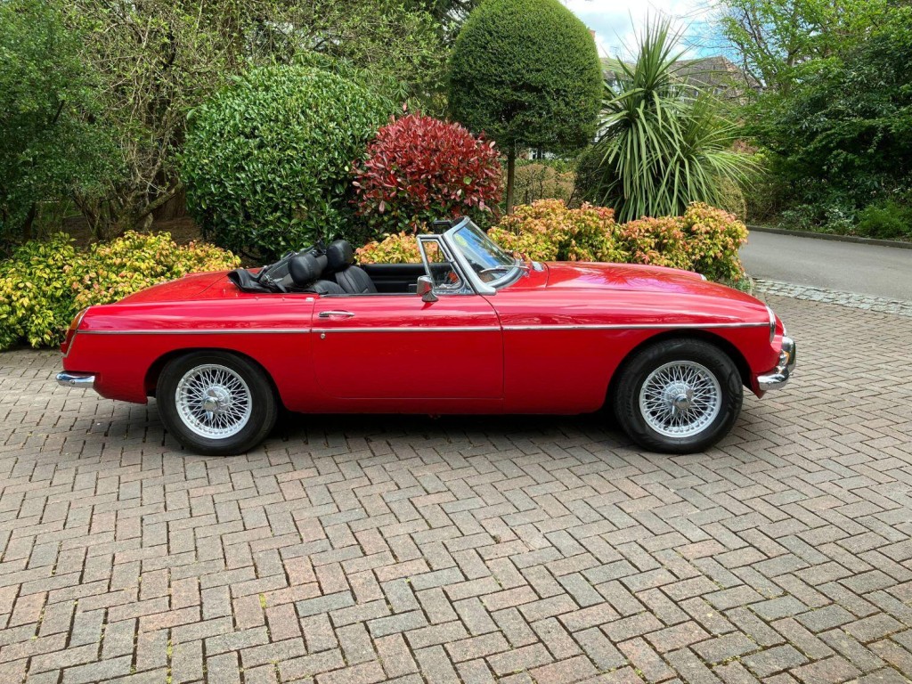 View MG MGB 