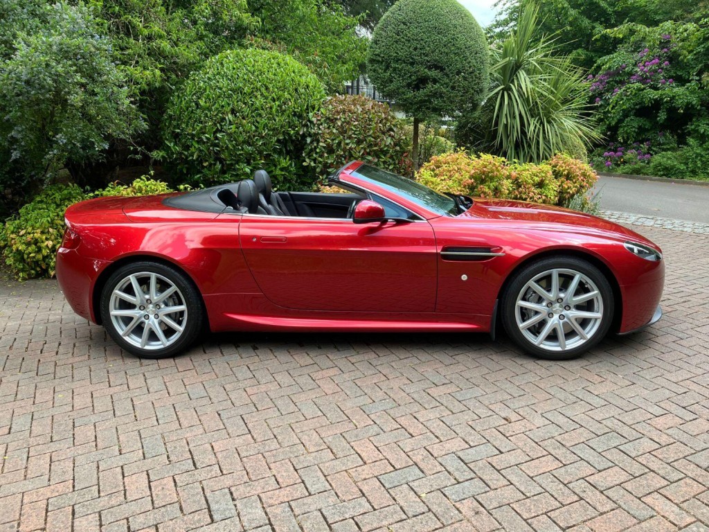 View ASTON MARTIN VANTAGE 4.7 V8