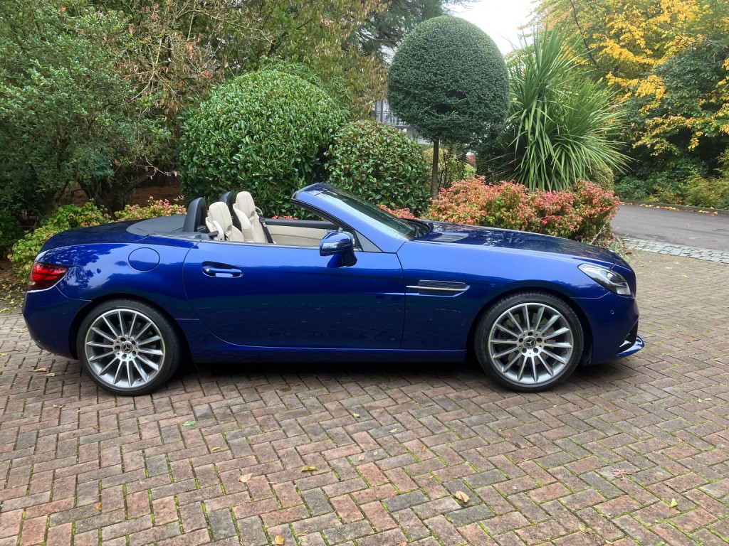 View MERCEDES-BENZ SLC 2.0 SLC200 AMG Line