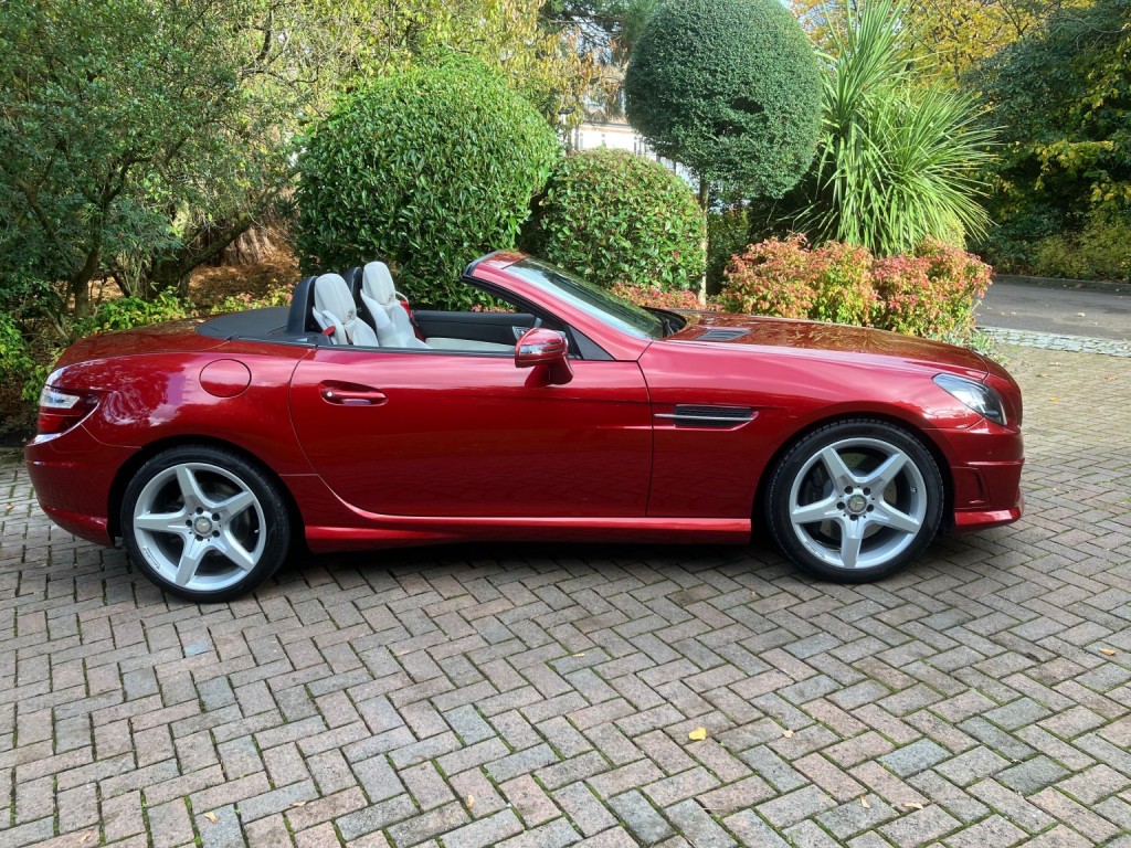 View MERCEDES-BENZ SLK 1.8 SLK200 AMG Sport