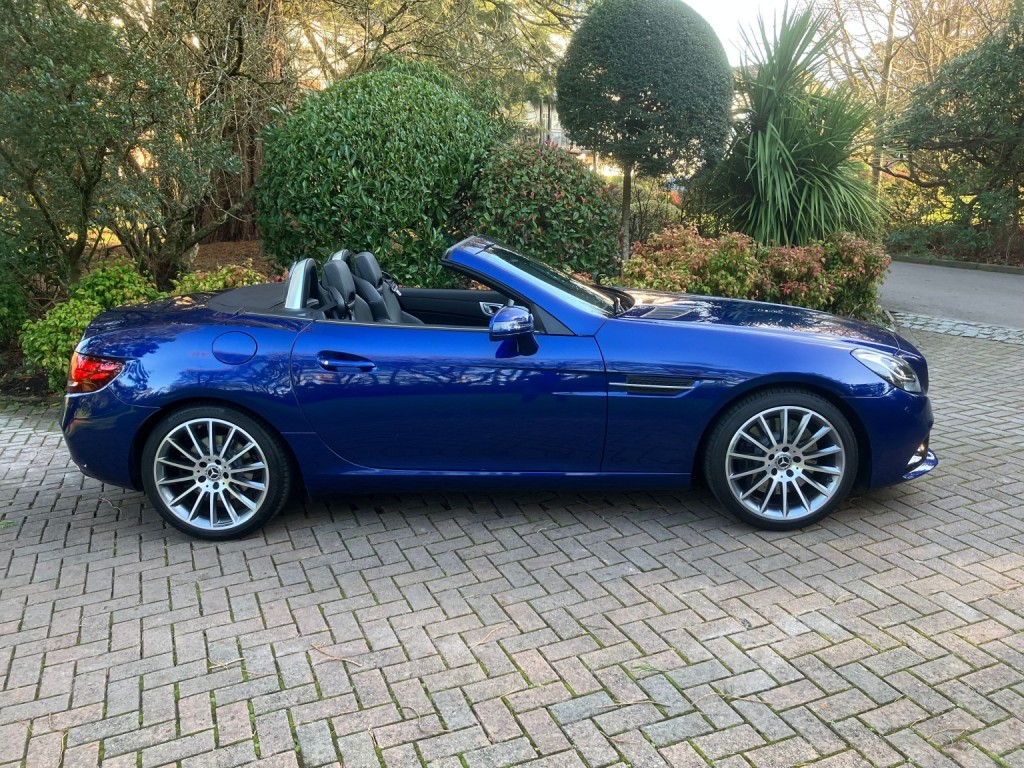 View MERCEDES-BENZ SLC 2.0 SLC300 AMG Line