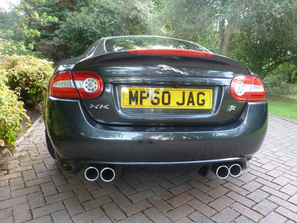 JAGUAR XKR
