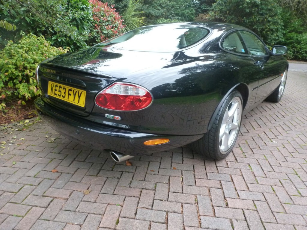JAGUAR XKR
