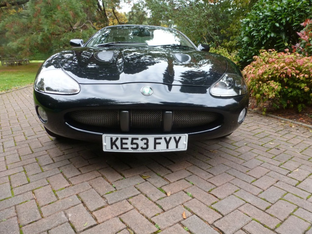 JAGUAR XKR