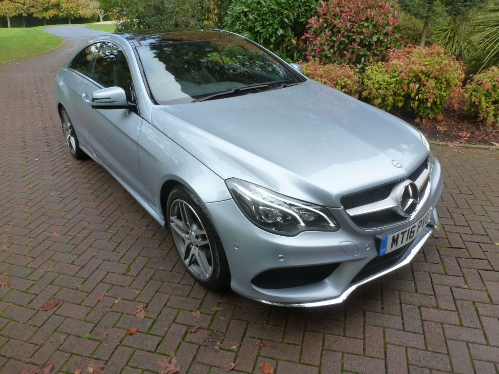 MERCEDES-BENZ E CLASS