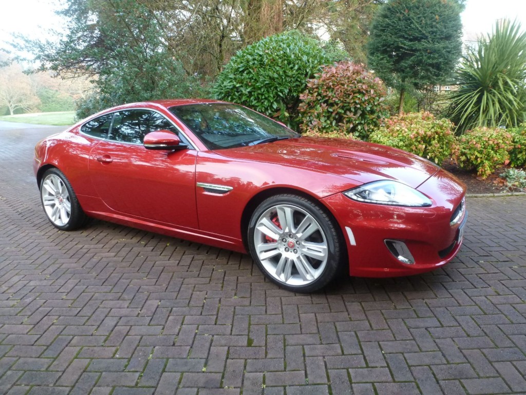 JAGUAR XKR