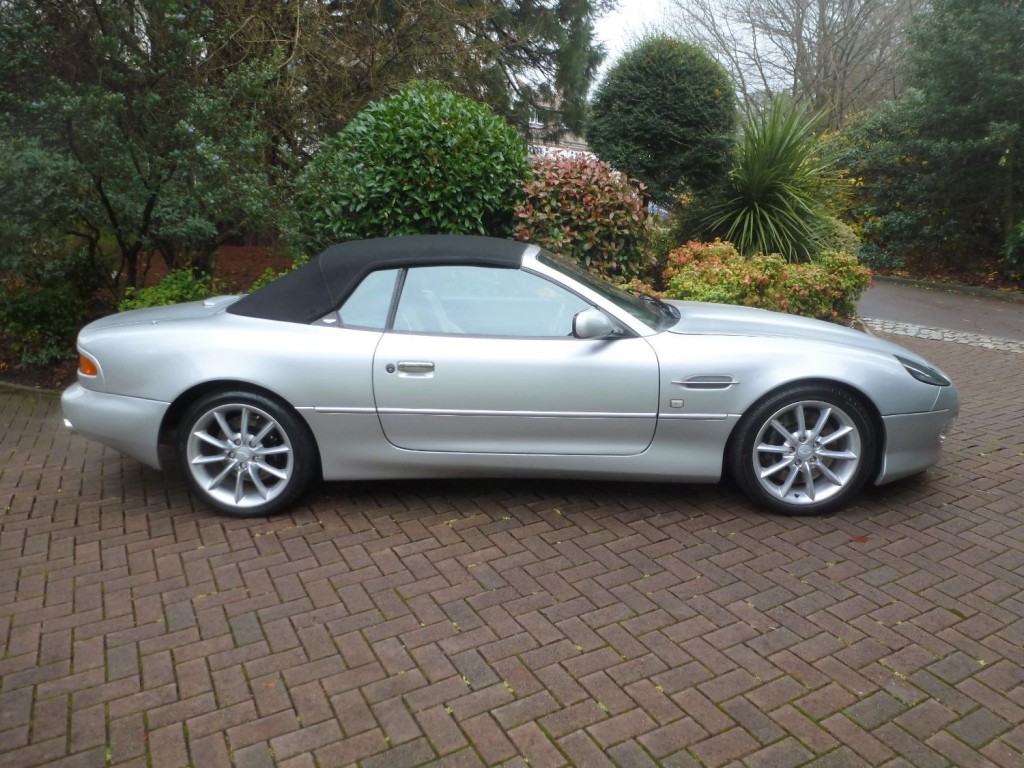 ASTON MARTIN DB7