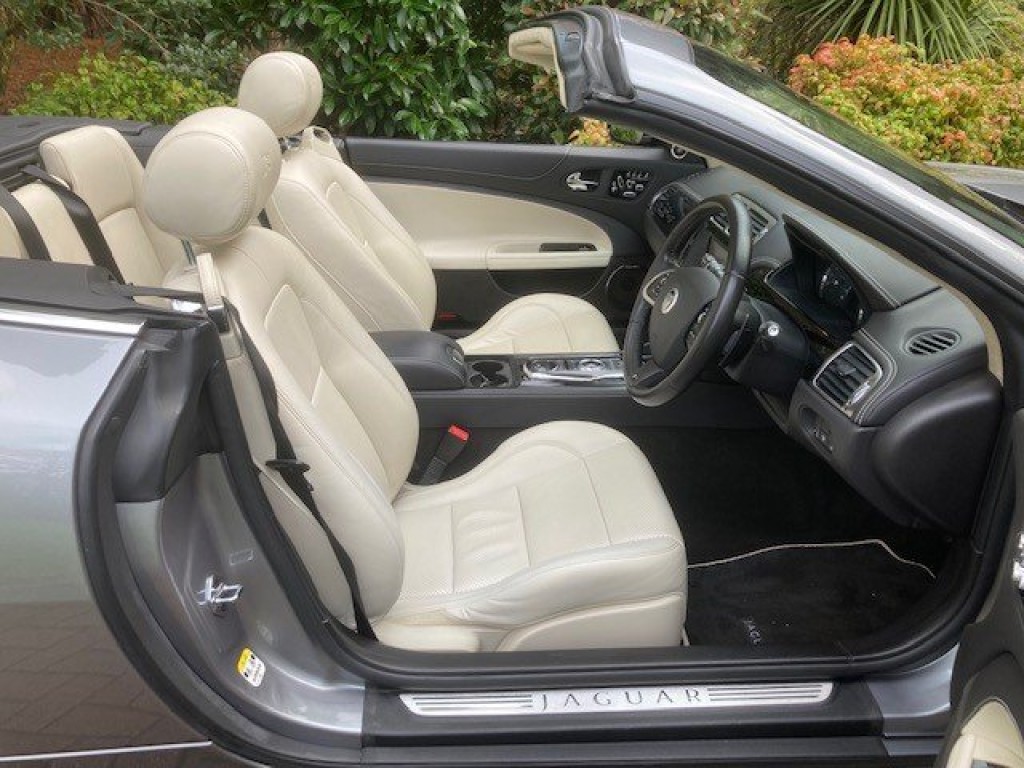 View JAGUAR XKR 5.0