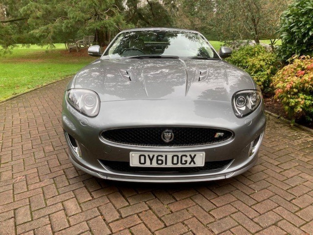 JAGUAR XKR