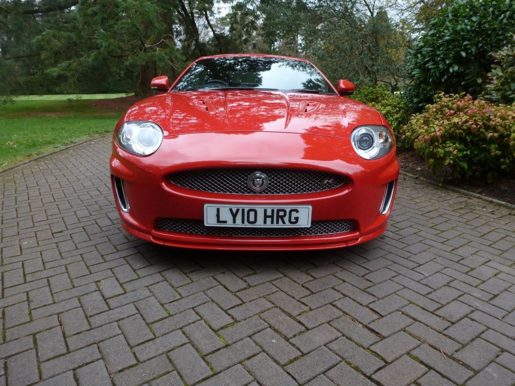 JAGUAR XKR