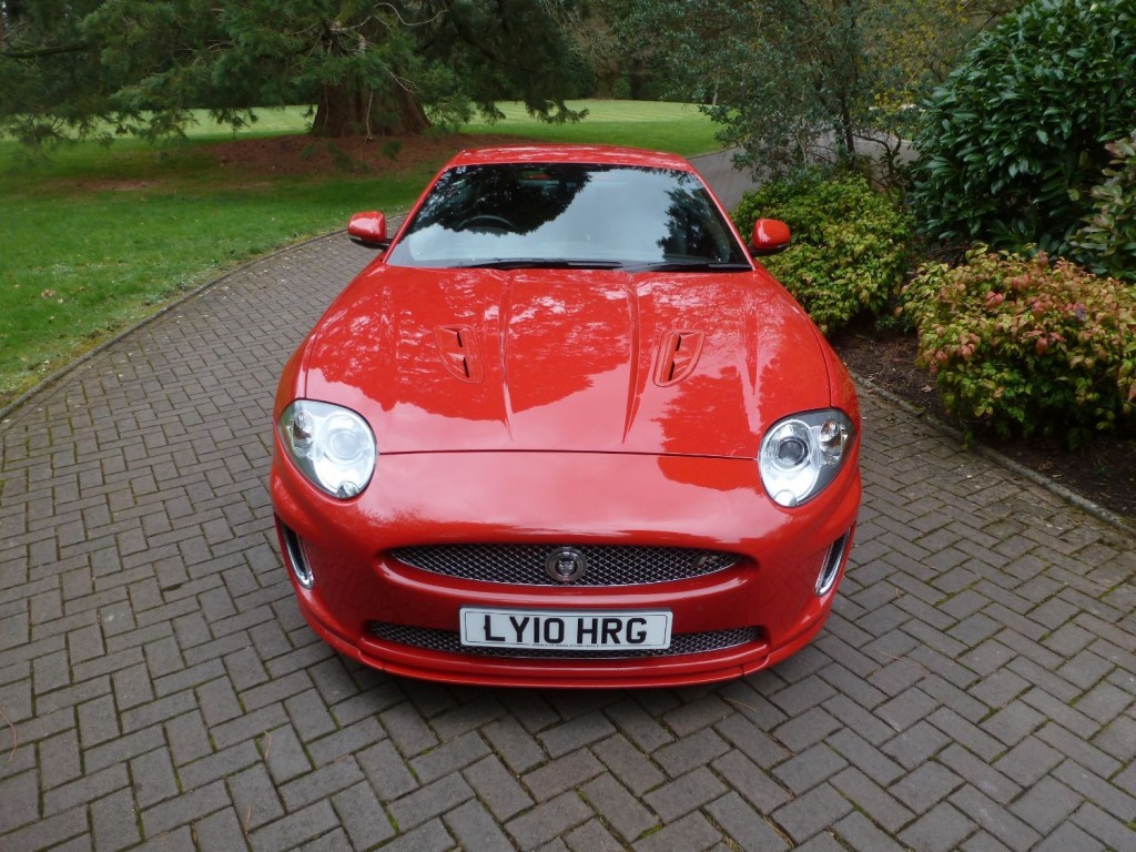 JAGUAR XKR