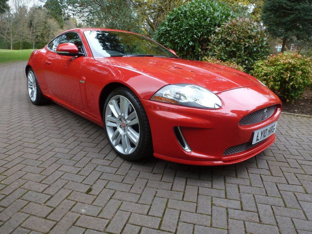 JAGUAR XKR