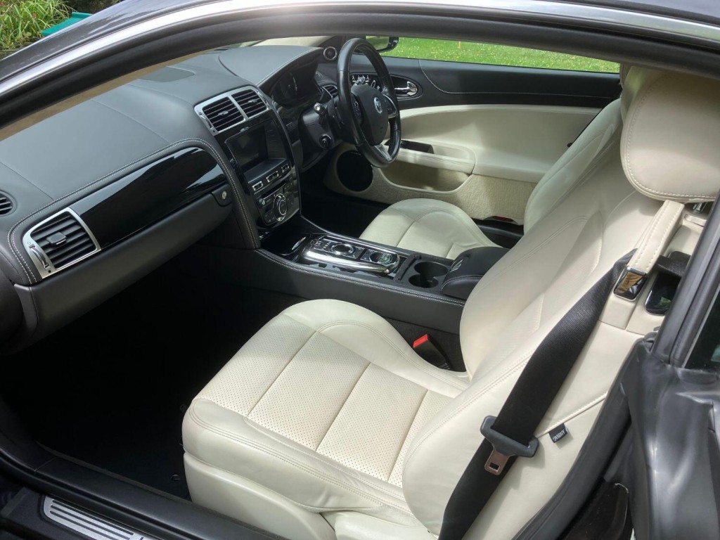 View JAGUAR XK 5.0 PORTFOLIO