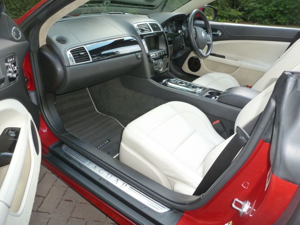 View JAGUAR XK PORTFOLIO