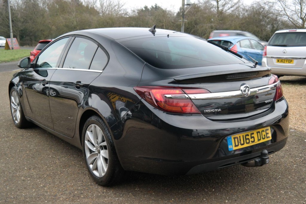 VAUXHALL INSIGNIA