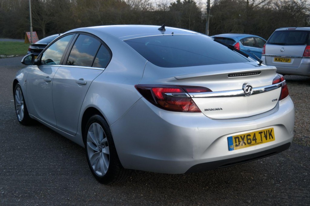 VAUXHALL INSIGNIA