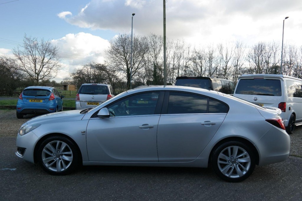 VAUXHALL INSIGNIA