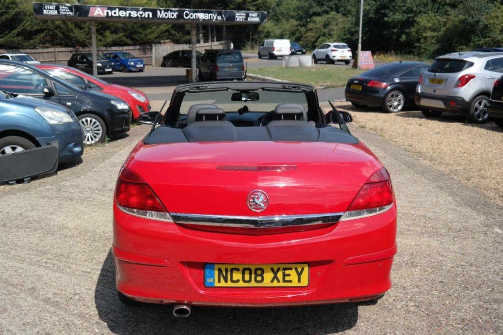 VAUXHALL ASTRA