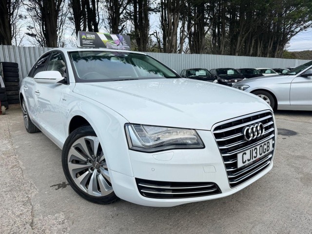 AUDI A8