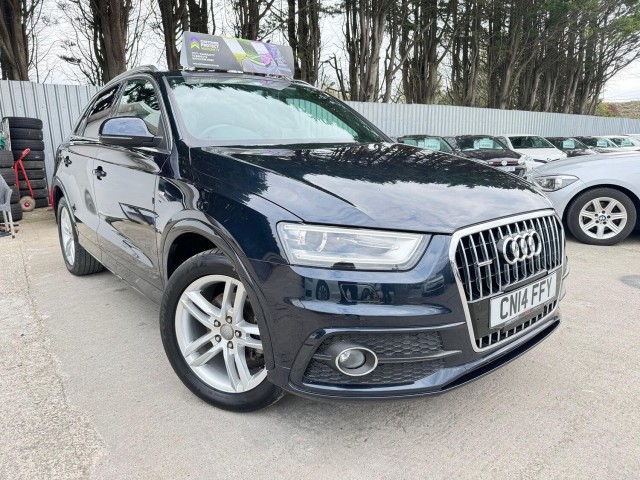 AUDI Q3