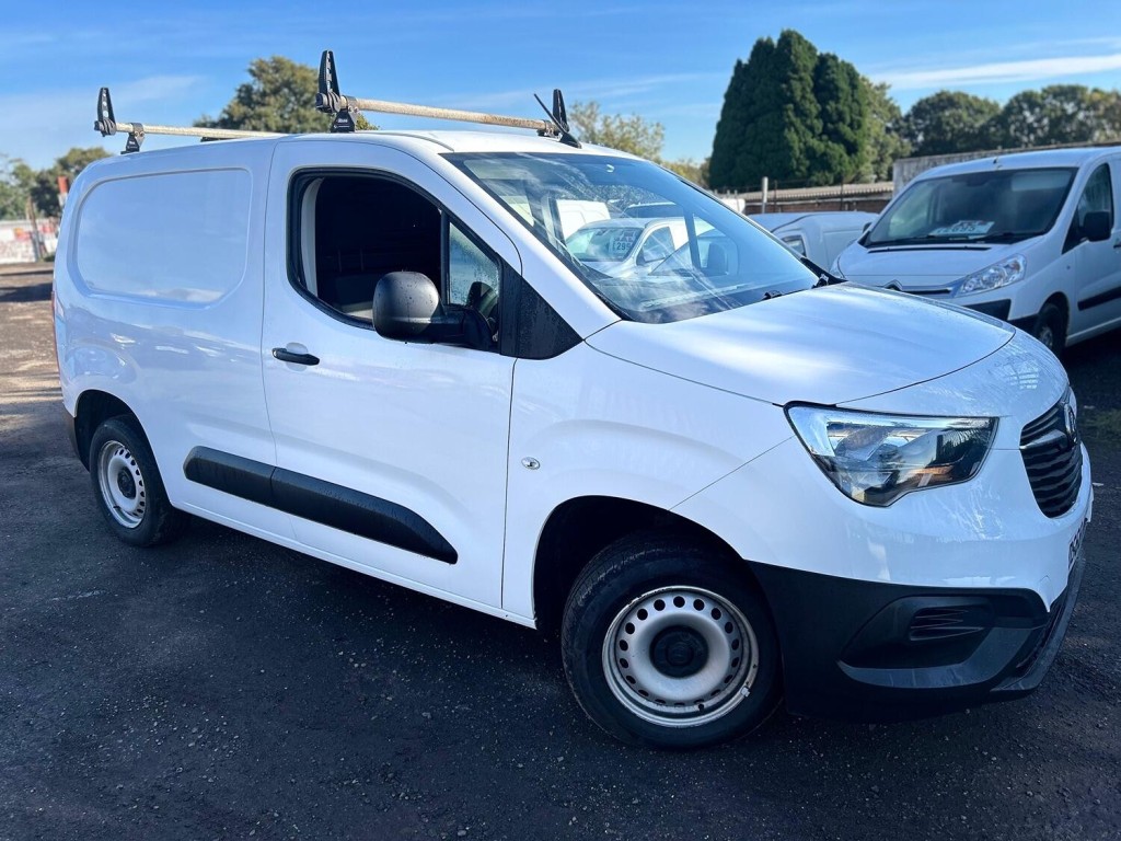 View VAUXHALL COMBO 1.6 Turbo D 2000 Edition