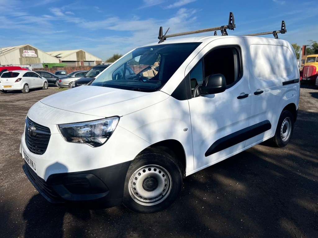 View VAUXHALL COMBO 1.6 Turbo D 2000 Edition