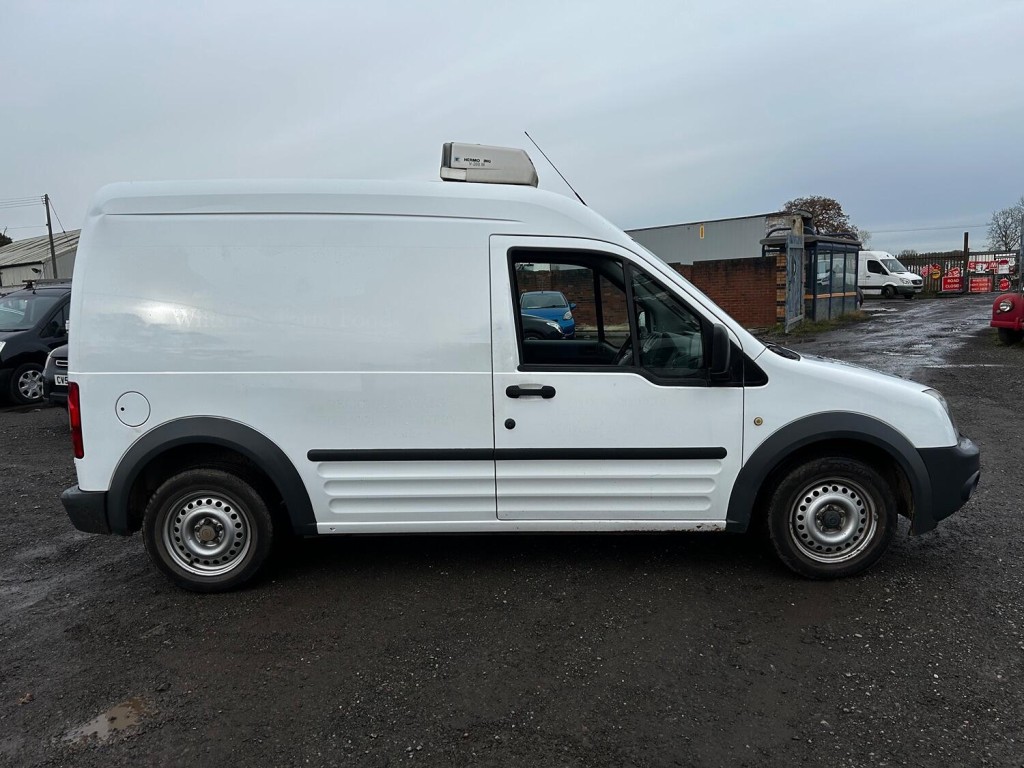 View FORD TRANSIT CONNECT 1.8 TDCi T230