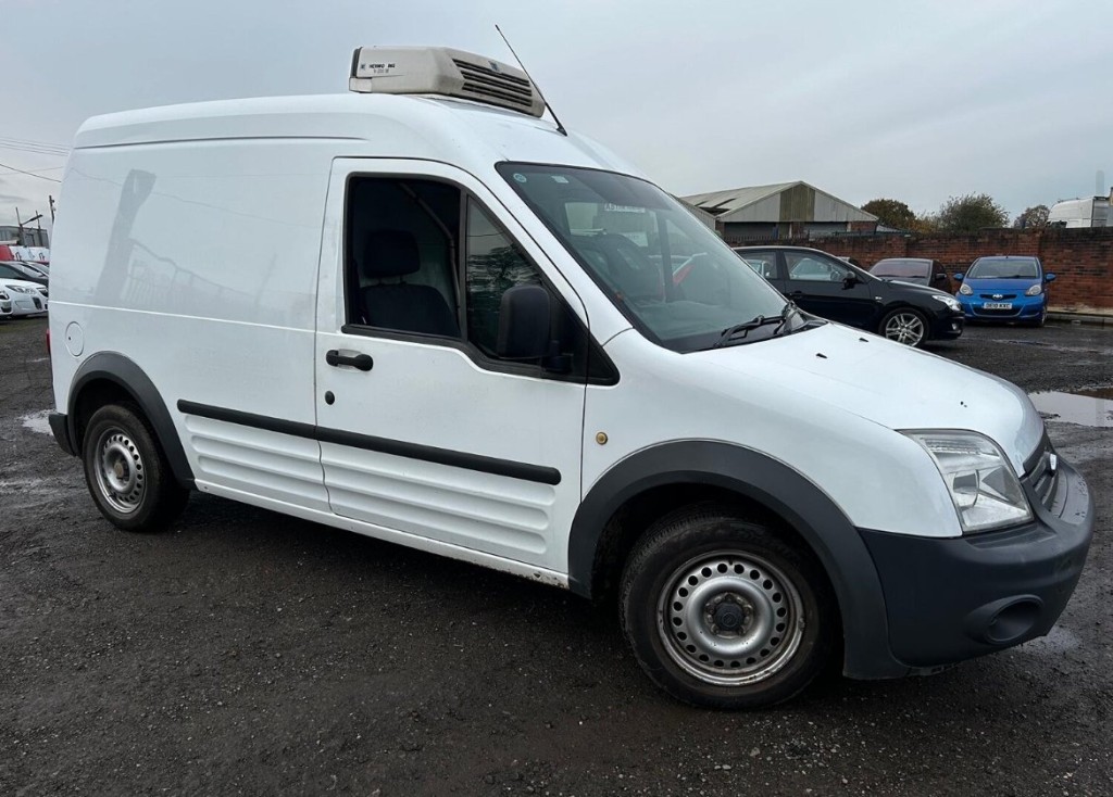 View FORD TRANSIT CONNECT 1.8 TDCi T230