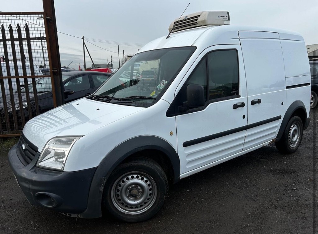 View FORD TRANSIT CONNECT 1.8 TDCi T230