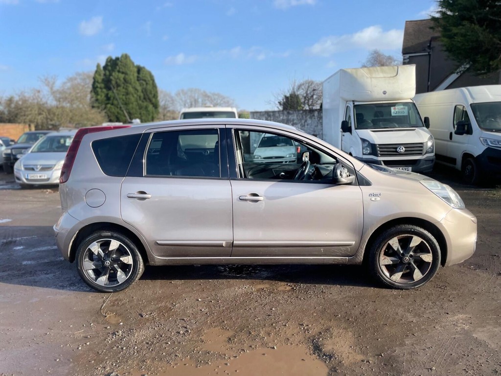 View NISSAN NOTE 1.4 16V n-tec+