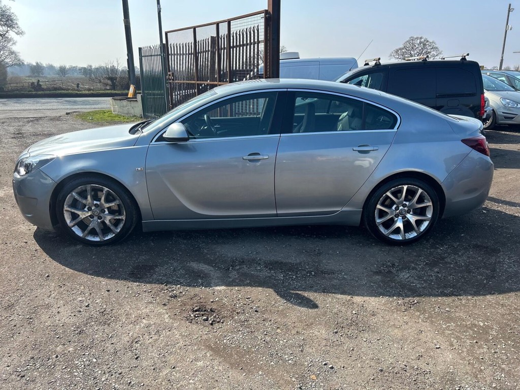 View VAUXHALL INSIGNIA 2.8 T V6 VXR SuperSport