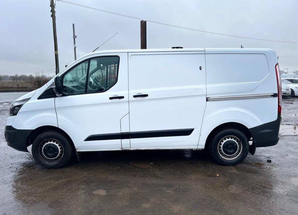 View FORD TRANSIT CUSTOM 2.0 TDCi 270