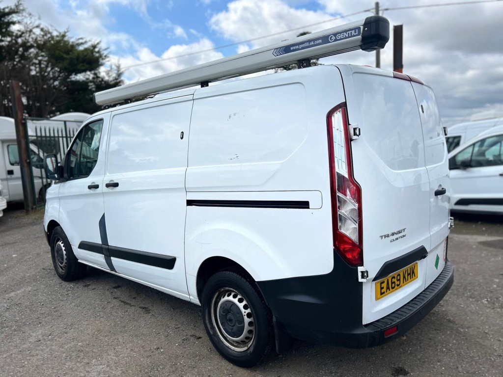 View FORD TRANSIT CUSTOM 2.0 340 EcoBlue Leader