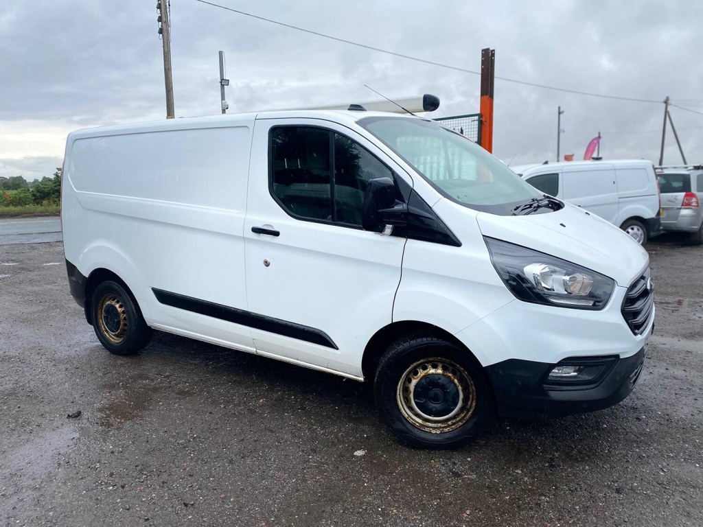 View FORD TRANSIT CUSTOM 2.0 340 EcoBlue Leader