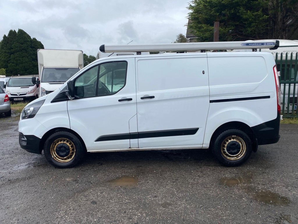 View FORD TRANSIT CUSTOM 2.0 340 EcoBlue Leader