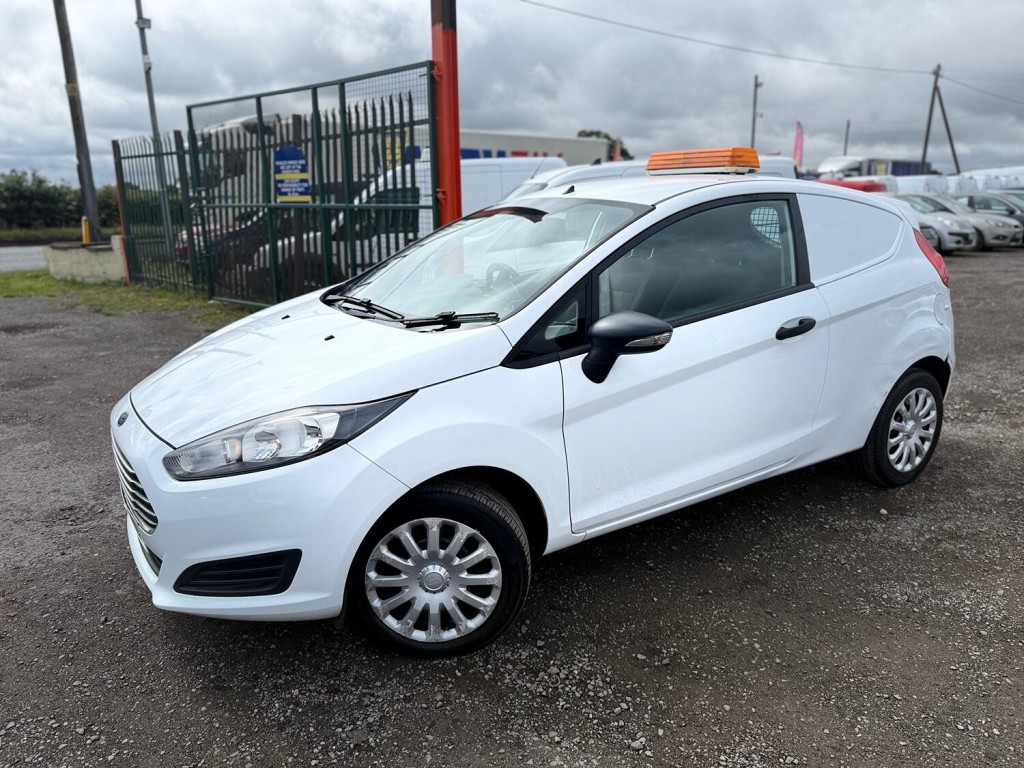 View FORD FIESTA VAN 1.5 TDCi