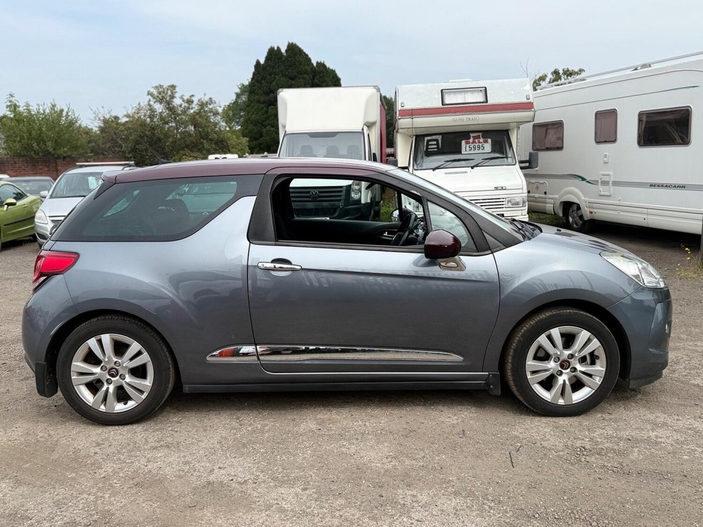 View CITROEN DS3 1.6 VTi DStyle