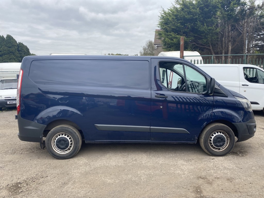 View FORD TRANSIT CUSTOM 2.0 TDCi 290