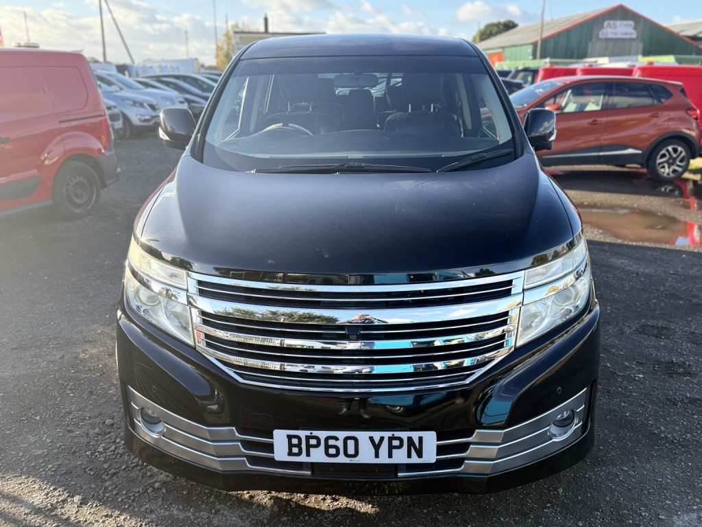 View NISSAN ELGRAND 7 Seater