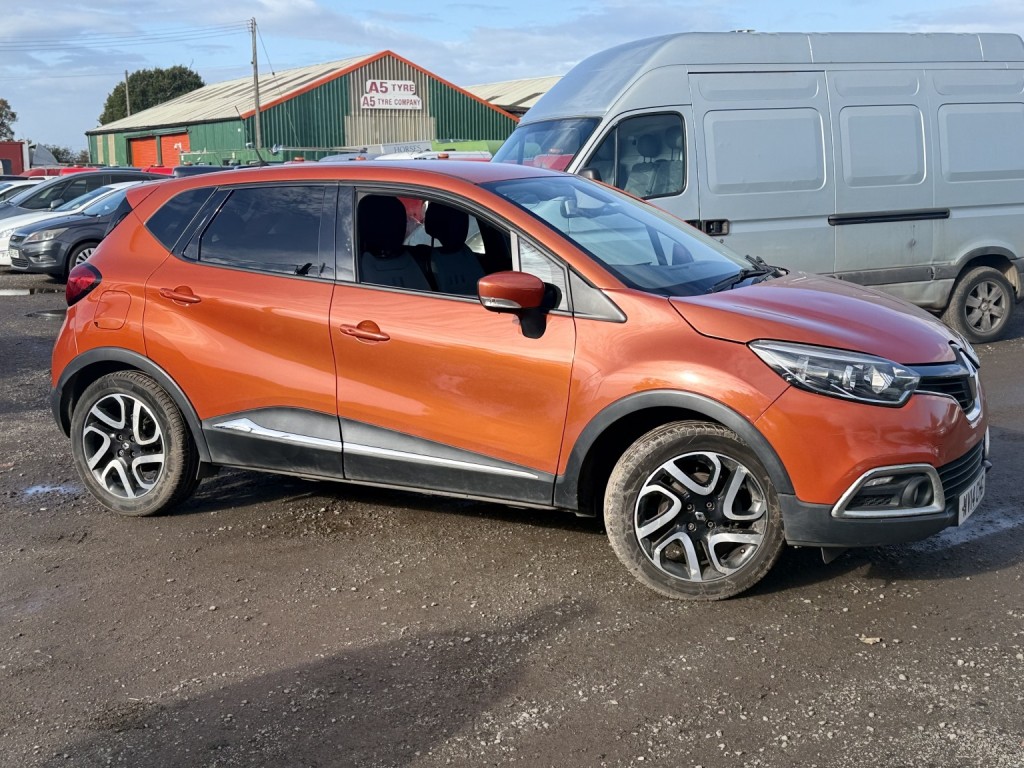 View RENAULT CAPTUR 1.5 Dynamique S MediaNav dCi 90 Stop & Start