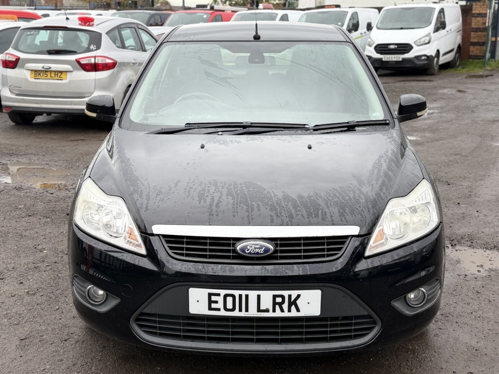 View FORD FOCUS 1.6 TDCi DPF Sport
