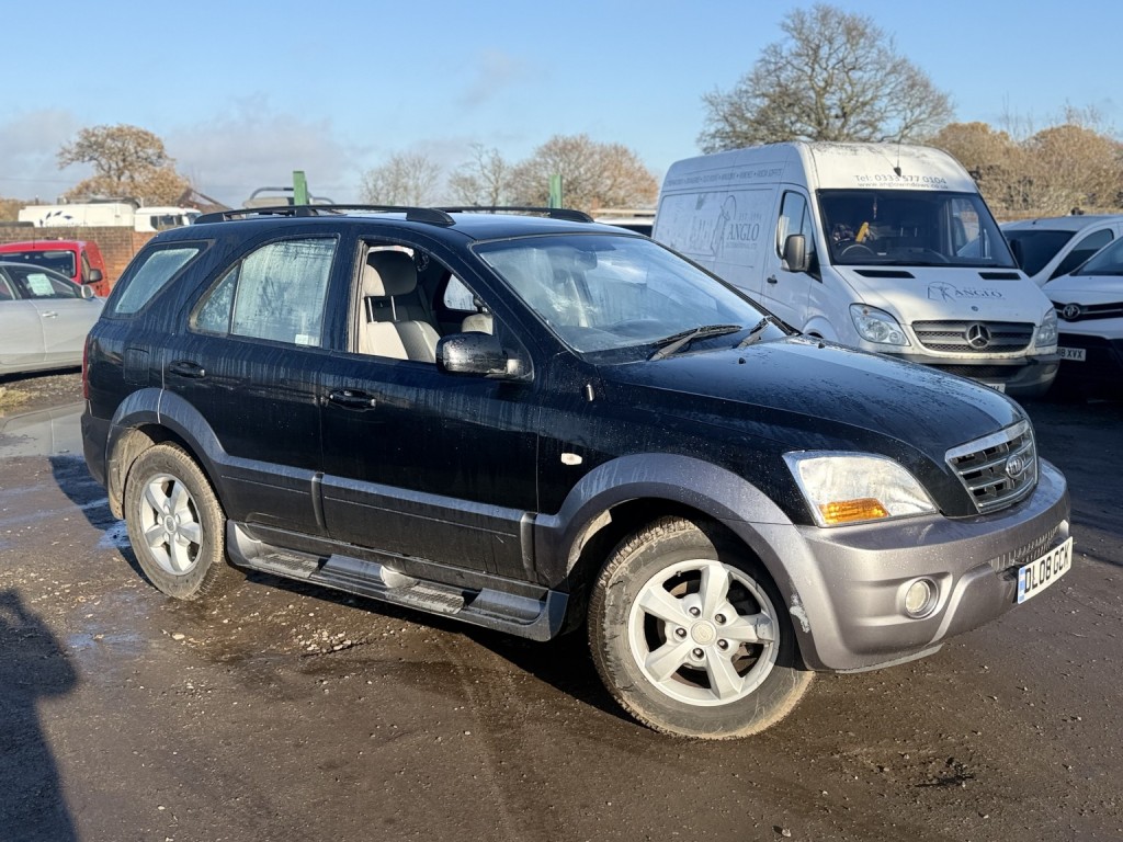 View KIA SORENTO 2.5 CRDi XE