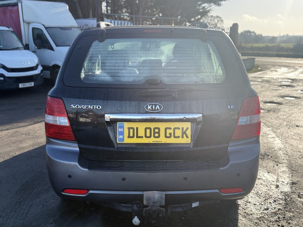 View KIA SORENTO 2.5 CRDi XE