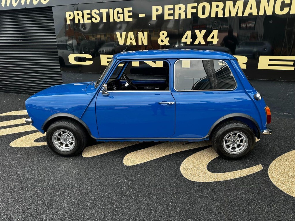 LEYLAND MINI