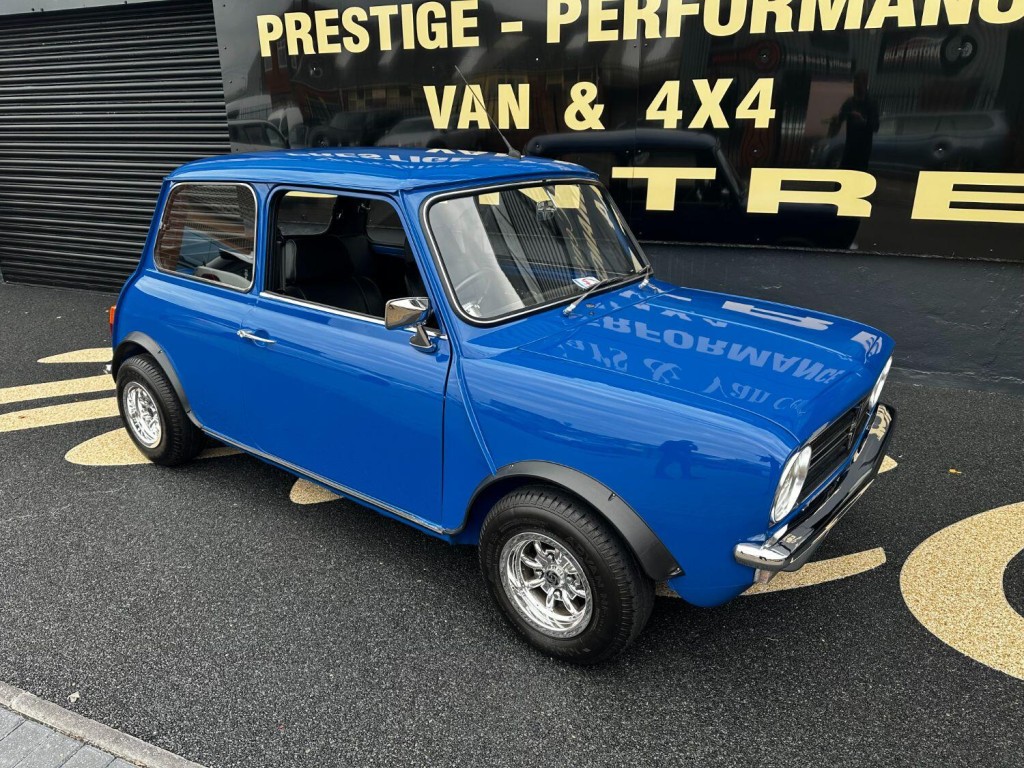 LEYLAND MINI