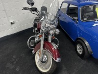 HARLEY-DAVIDSON Softail