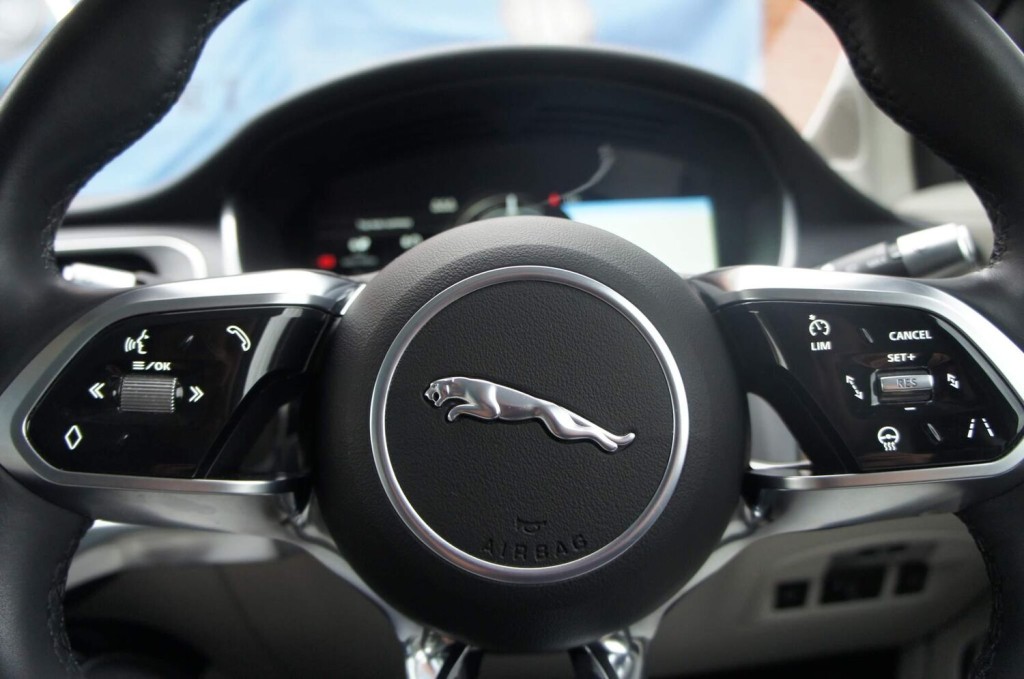 JAGUAR I-Pace
